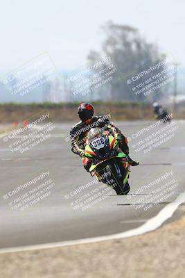 media/Sep-20-2025-TrackDaz (Sat) [[27f0cde673]]/A Group/2pm (Turn 9)/
